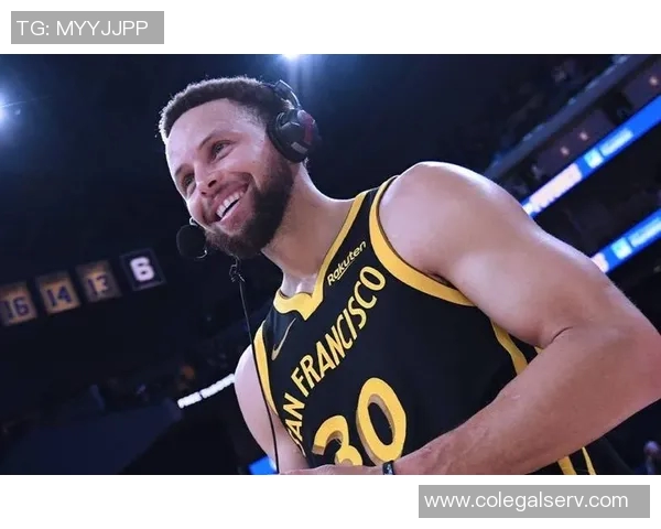 微笑刺客与库里：追梦勇士的控卫之道与得分型控球后卫的魅力解析