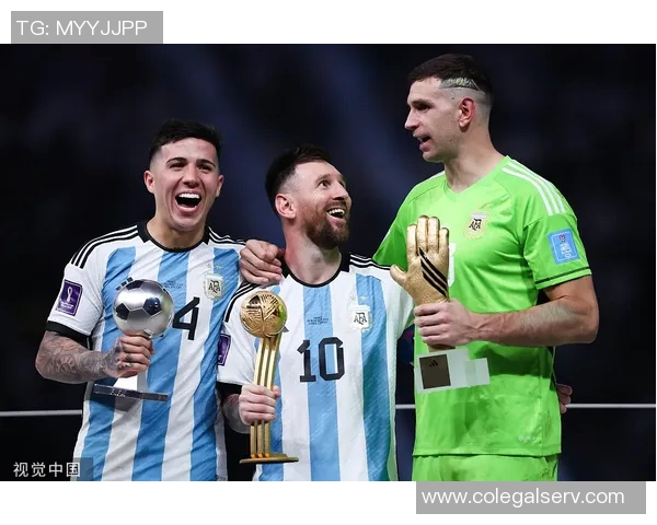 在餐厅偶遇梅西情侣选择不打扰坚守爱情信念