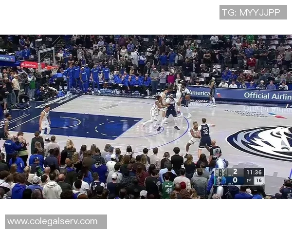 浓眉首节表现低迷外线未开仅得4分2篮板正负值惨淡12 浓眉首节表现低迷外线未开仅得4分2篮板正负值惨淡12