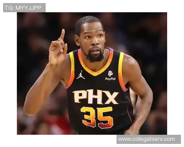 杜兰特半场表现惨淡仅得3分失误频频状态堪忧