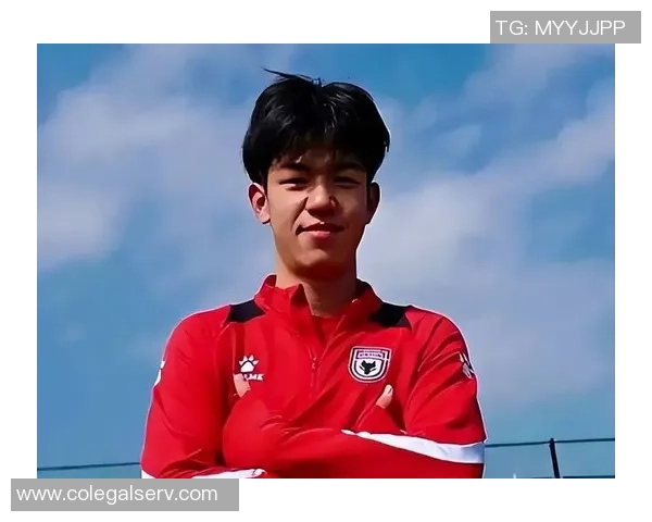 王博豪连续首发表现出色帮助邓伯什在荷乙赛中以5-2大胜对手