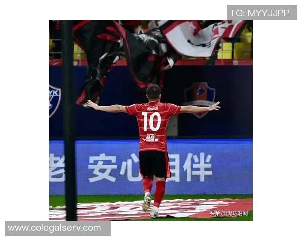 斯洛特重申不考虑争冠目标强调专注当前比赛状态与上赛季相似