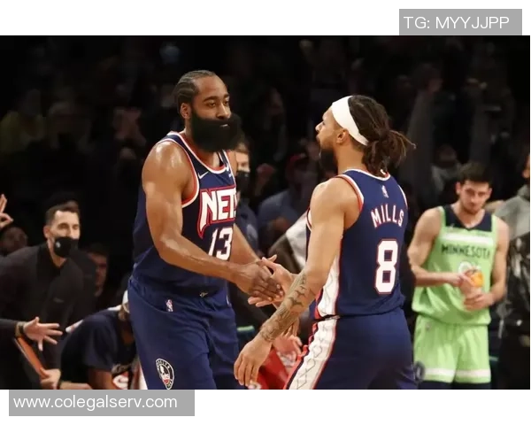 哈登三节表现平平仅得8分三分球全失状态堪忧需调整状态 哈登三节表现平平仅得8分三分球全失状态堪忧需调整状态